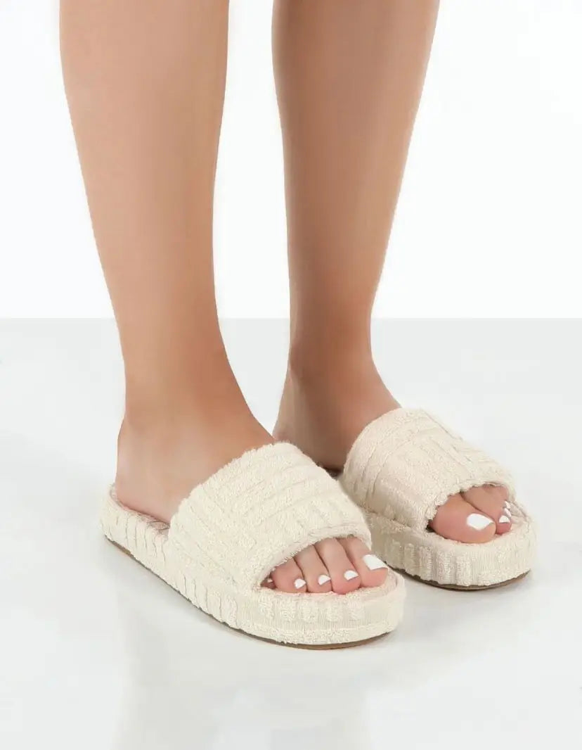 women Luxury brands slippers one-word thick-soled warm furry women shoes embossed cotton drag outdoor all-match casual slippers - Shopfly.co.uk