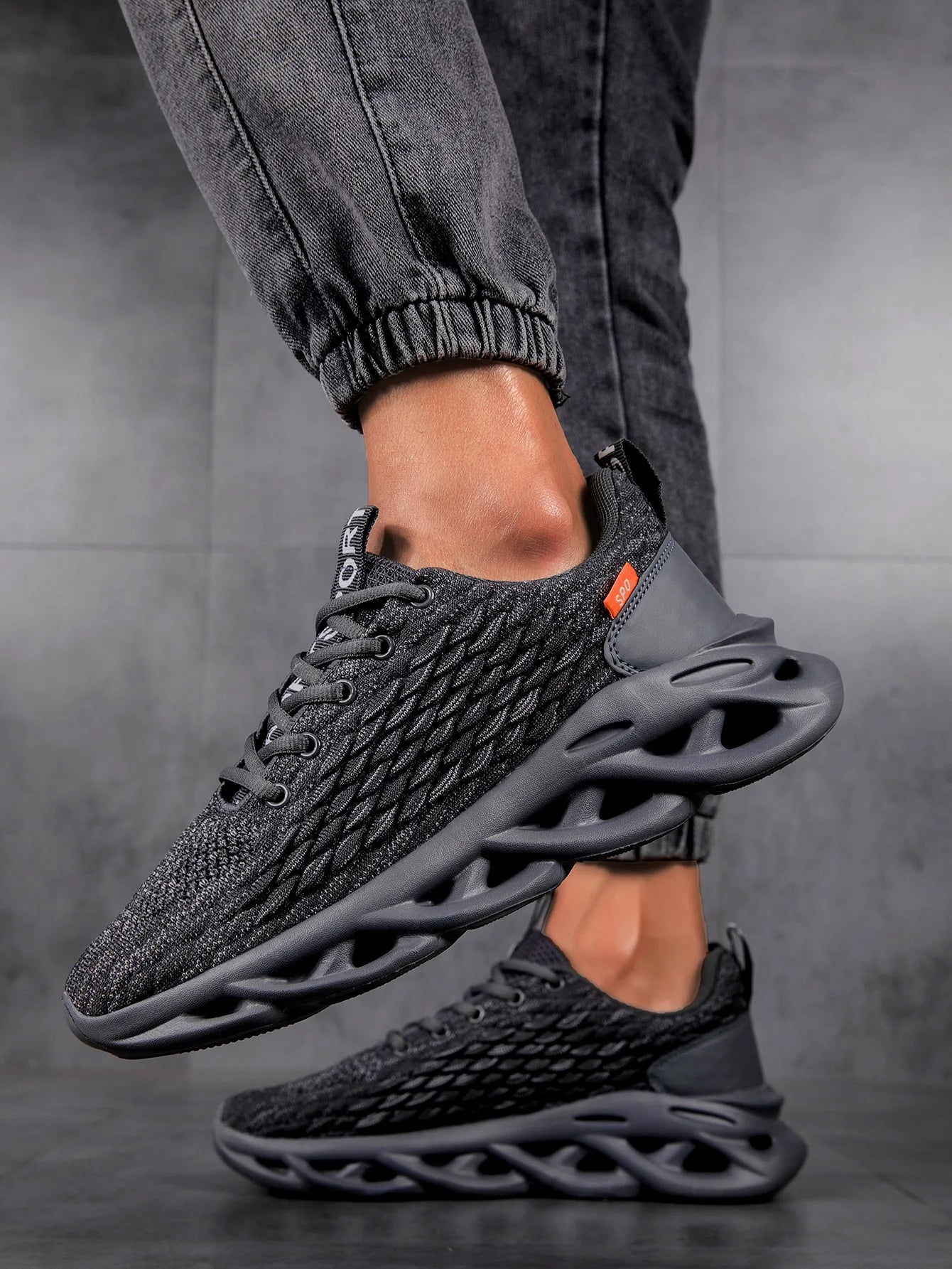 New Lightweight Men's Fashionable Sports Shoes Breathable Comfortable Running Shoes Outdoor Fitness Lazy Training Non-slip Shoes - Shopfly.co.uk