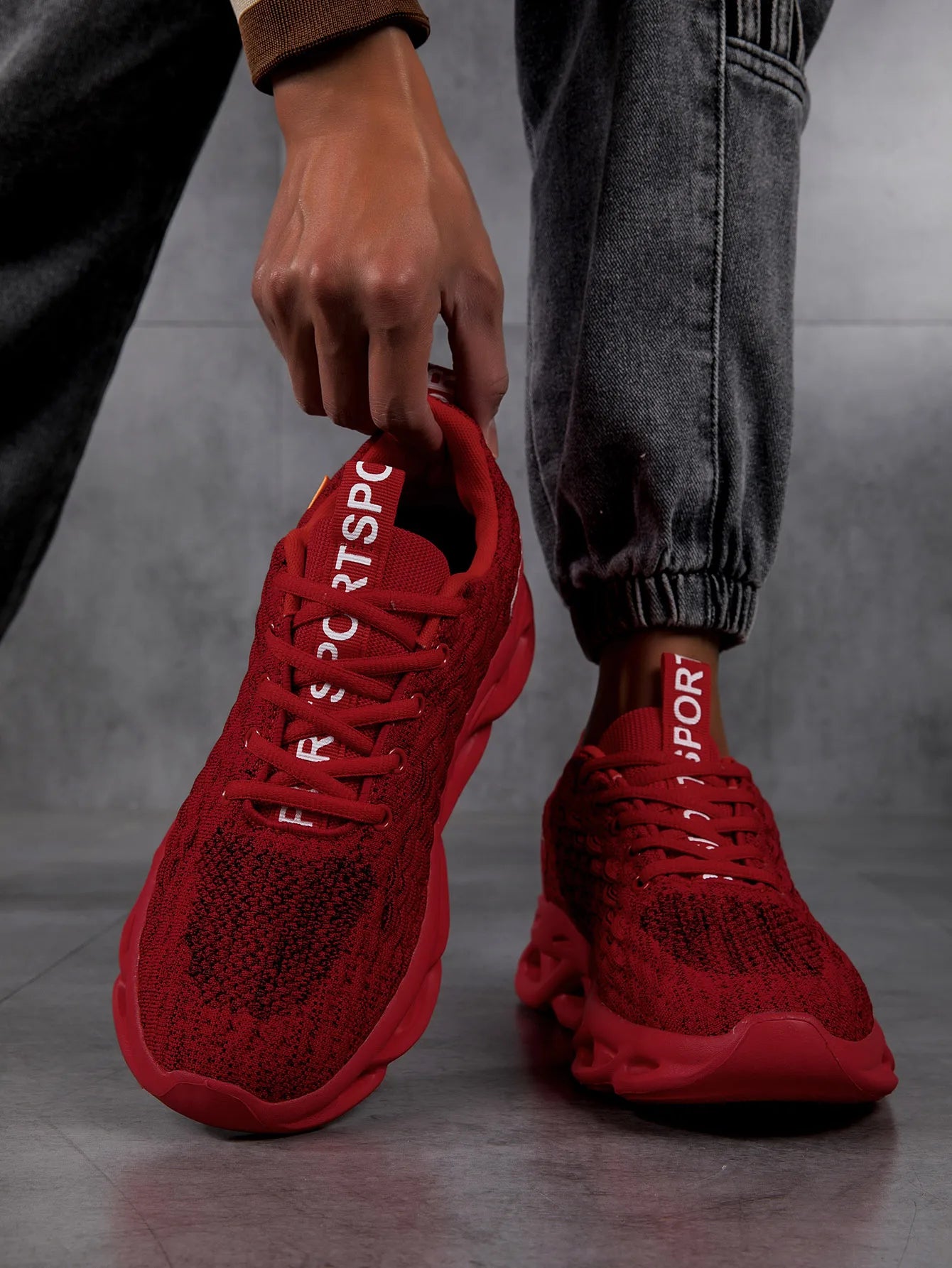 New Lightweight Men's Fashionable Sports Shoes Breathable Comfortable Running Shoes Outdoor Fitness Lazy Training Non-slip Shoes - Shopfly.co.uk