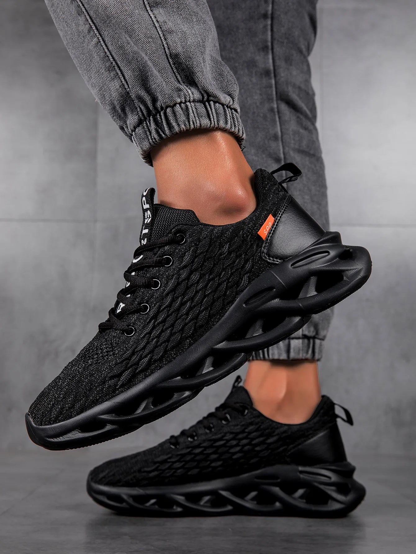 New Lightweight Men's Fashionable Sports Shoes Breathable Comfortable Running Shoes Outdoor Fitness Lazy Training Non-slip Shoes - Shopfly.co.uk